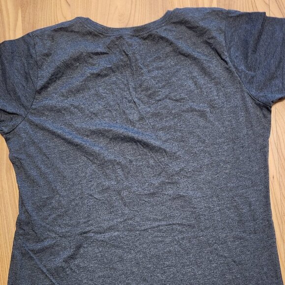 Dog Chasing Butterflies Shirt XL EUC - Picture 4 of 5